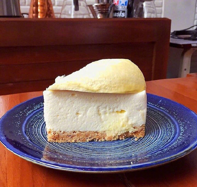 美食图片:Durian cake榴莲芝士蛋糕图片