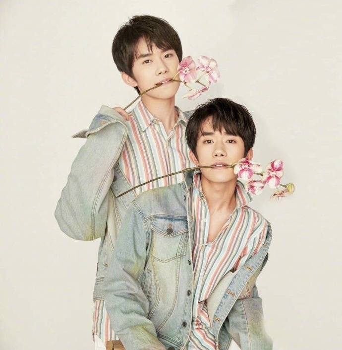 小鲜肉组合tfboy易烊千，王俊凯王源写真大片翩翩