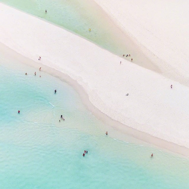 唯美风景图片_夏日海滩图片
