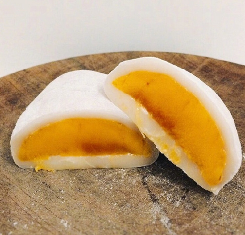 零食小吃图片:芒果糯米糍图片