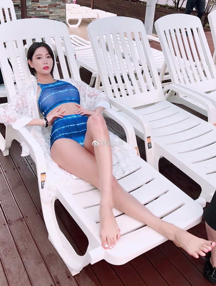 亚洲第一美李成敏clara大长腿图片