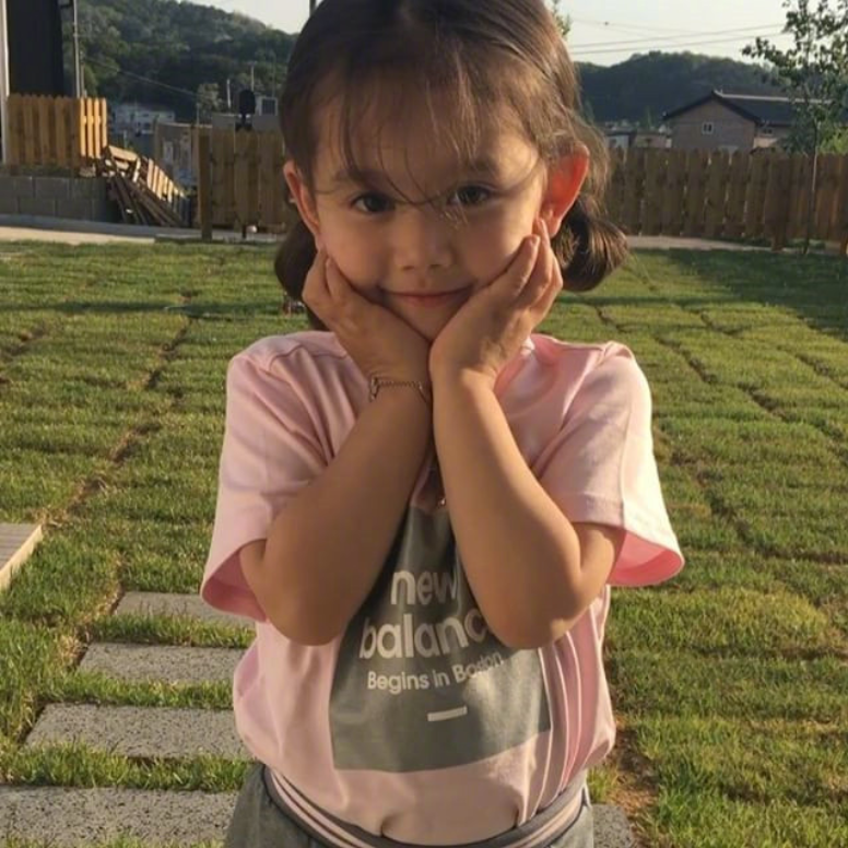 萌娃小萝莉图片_小萝莉头像集