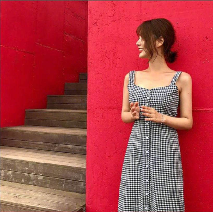 网络美女搭配参考夏日甜美度假风穿搭技巧