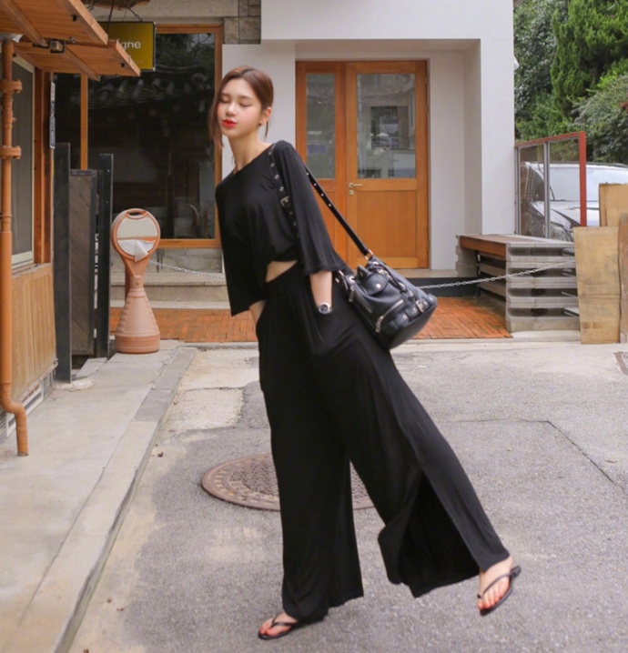 美女照片:164cm时而少女时而小女人这样的搭配技