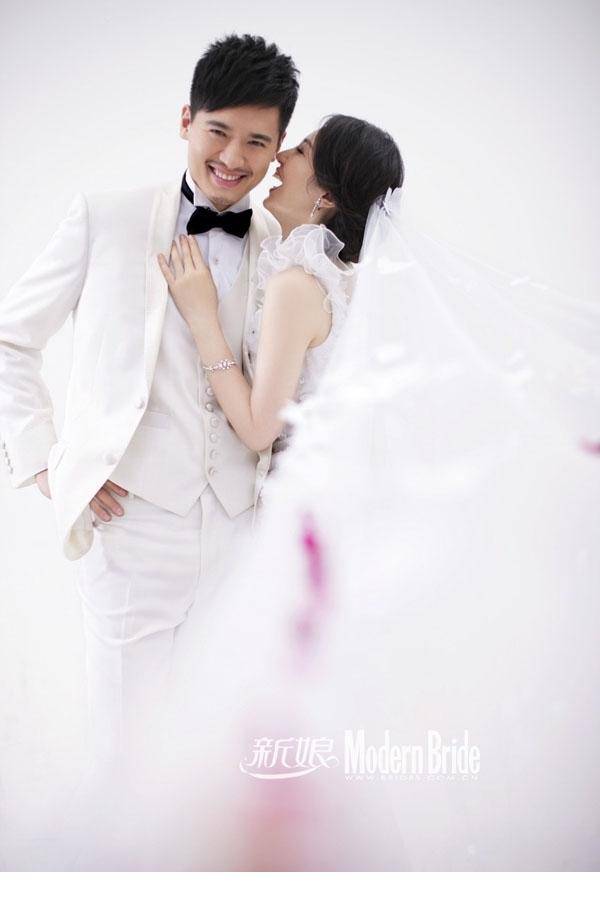 高颜值明星夫妇董璇高云翔婚纱图片