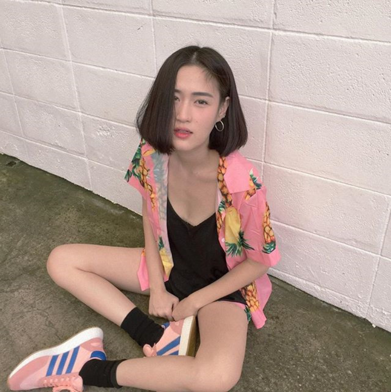 泰国女孩gracebuchita穿搭简单又时髦的穿衣搭配技