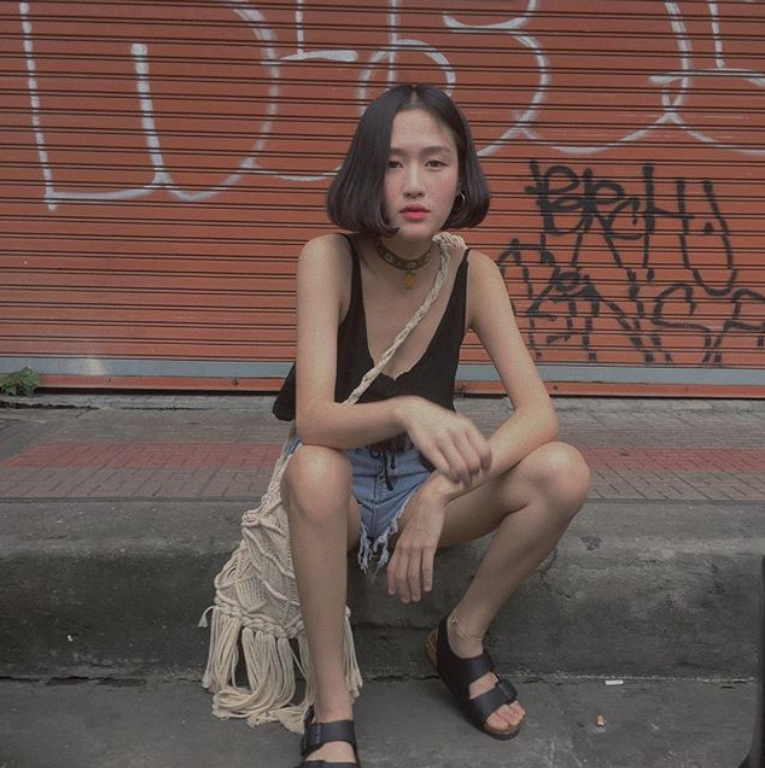 泰国女孩gracebuchita穿搭简单又时髦的穿衣搭配技
