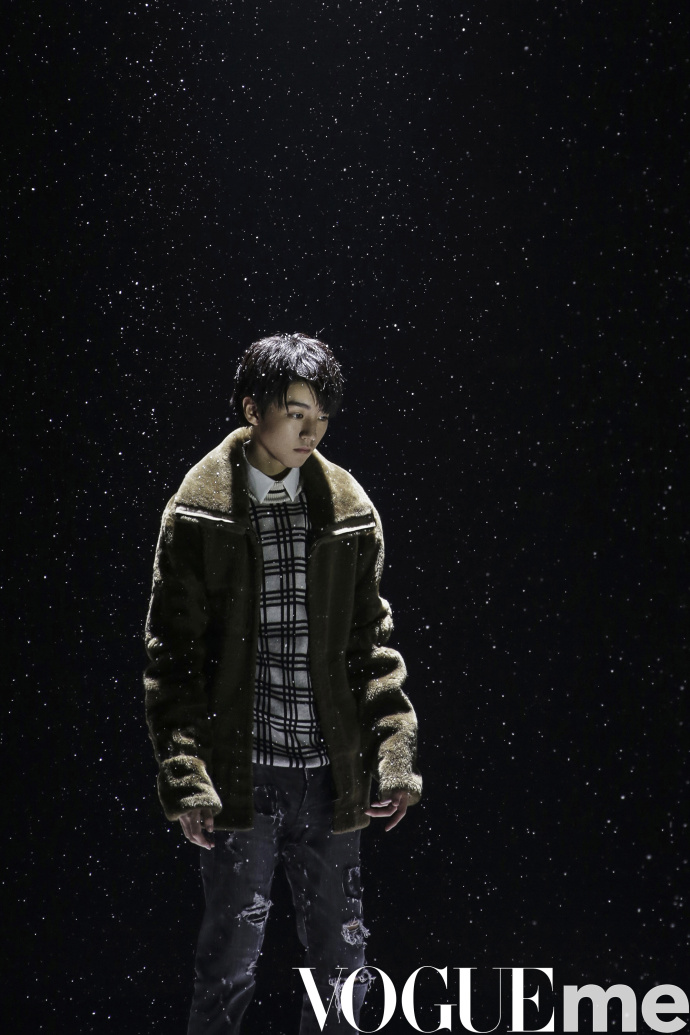 小鲜肉明星帅哥TFBOYS王俊凯漫游星空超级帅气梦