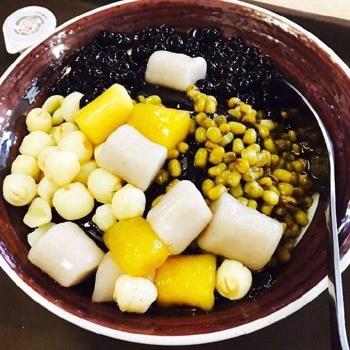 下午茶甜品芋圆仙草冻图片