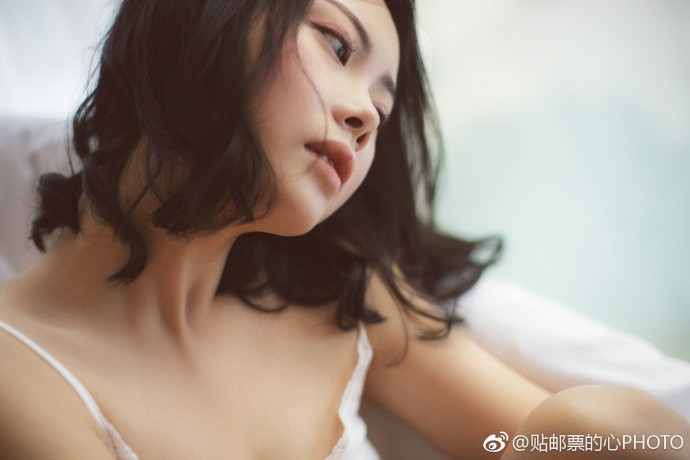 天鹅颈性感美女唯美意境写真