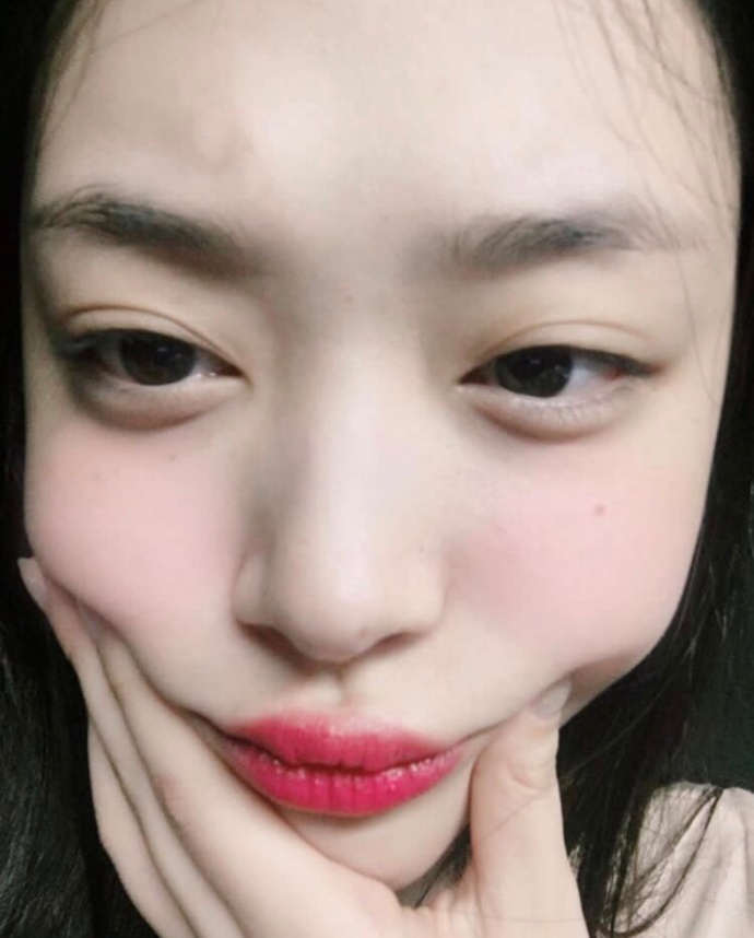 韩国美女明星雪梨自拍照美女就是任性