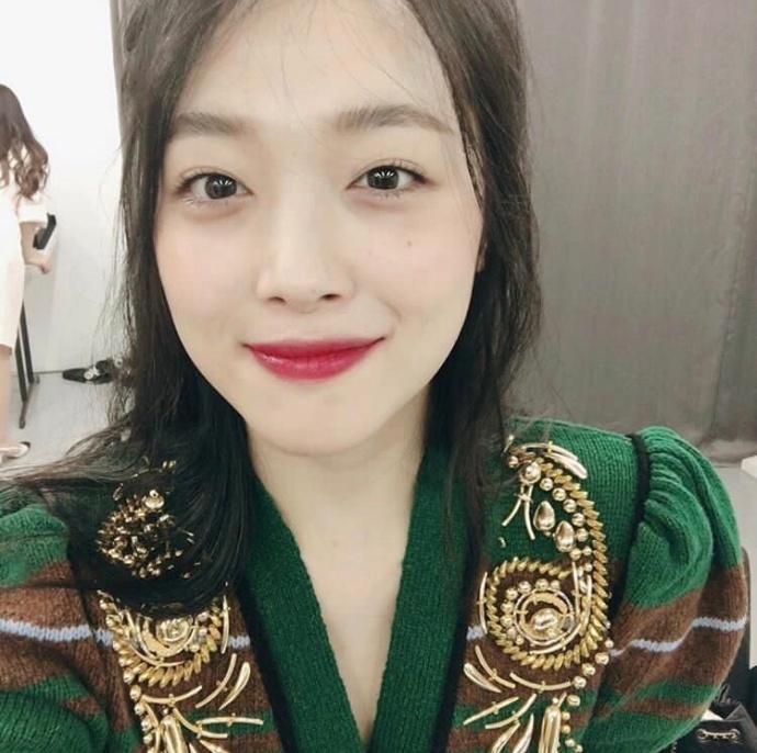 韩国美女明星雪梨自拍照美女就是任性