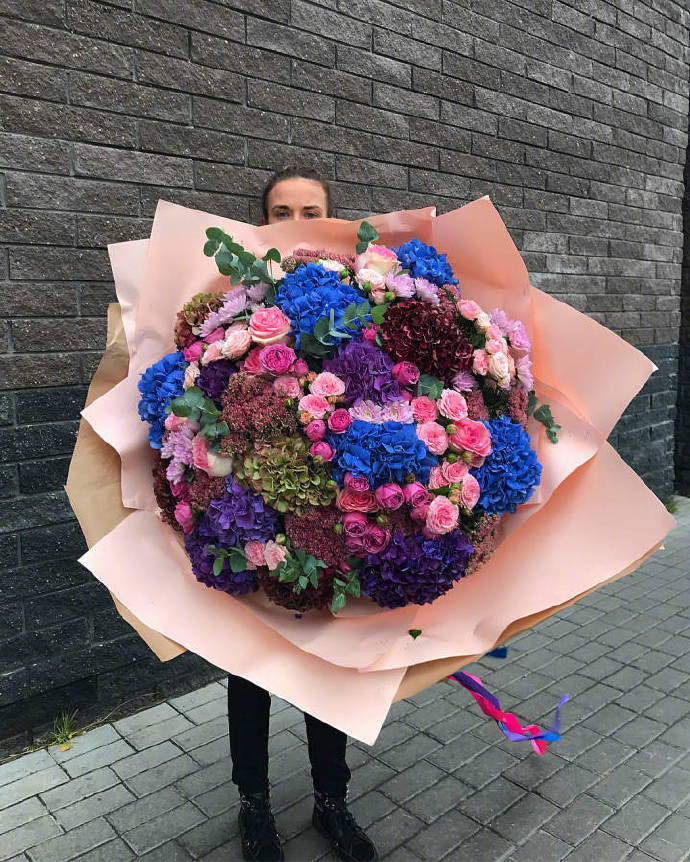 唯美鲜花图片_想收到一束手捧花的惊喜