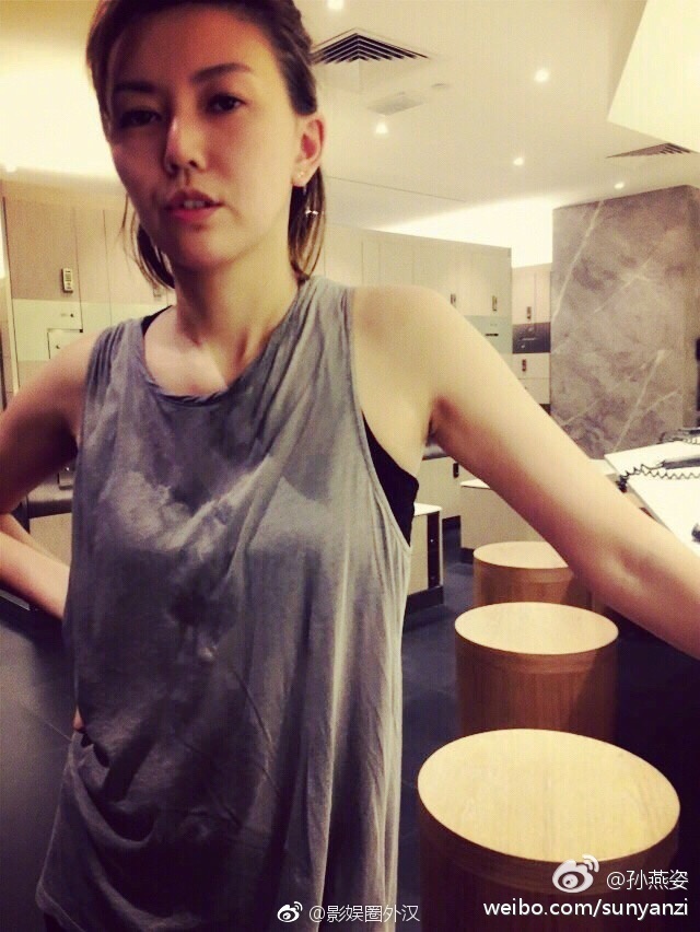 马来西亚美女明星孙燕姿自拍图片