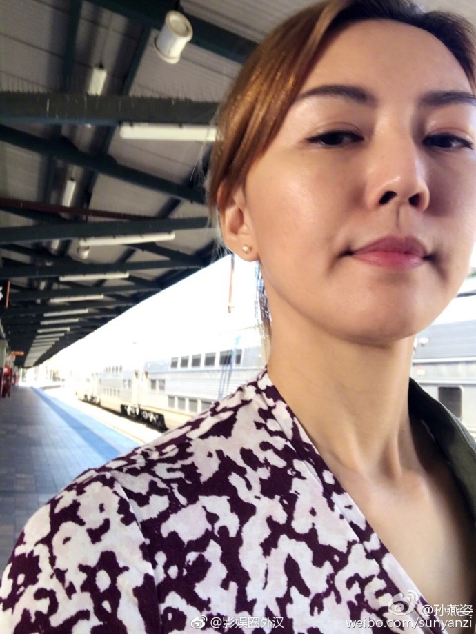 马来西亚美女明星孙燕姿自拍图片