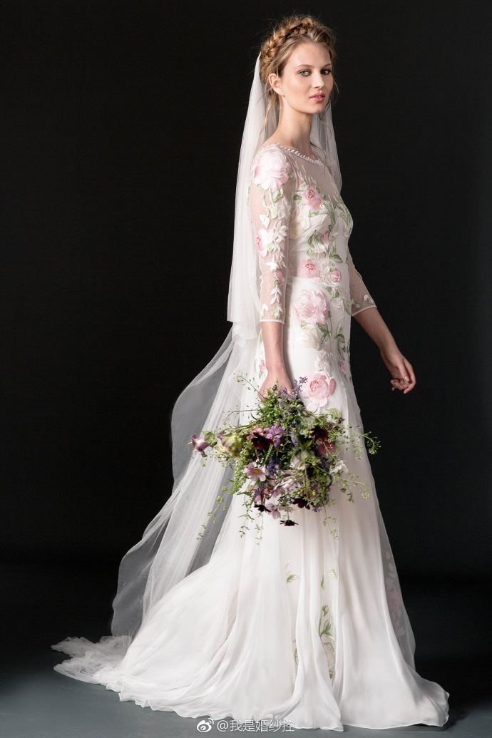 Temperley Winter2018 Collection婚纱图片