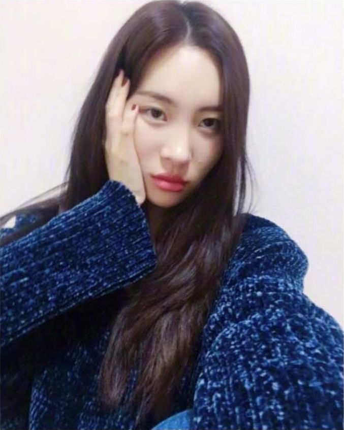 韩国少女自拍姿势合集