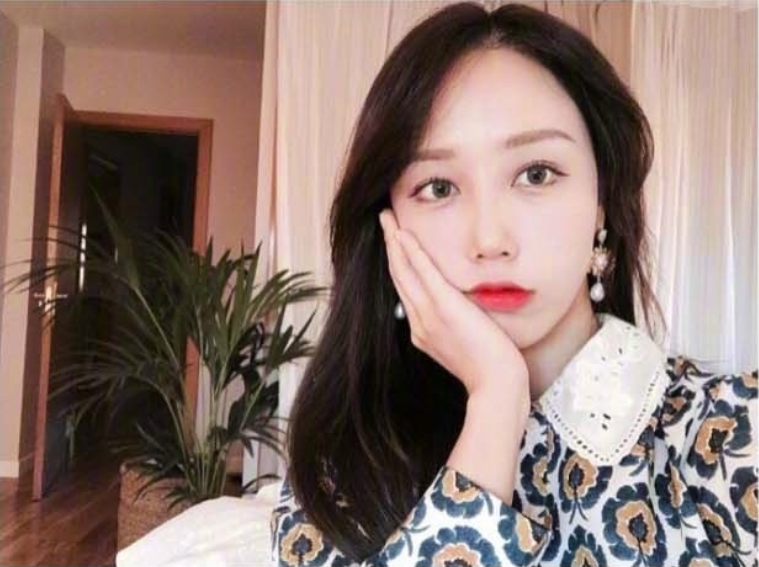 韩国少女自拍姿势合集