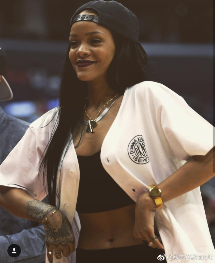 欧美美女明星蕾哈娜Rihanna日婆美得不像话图片