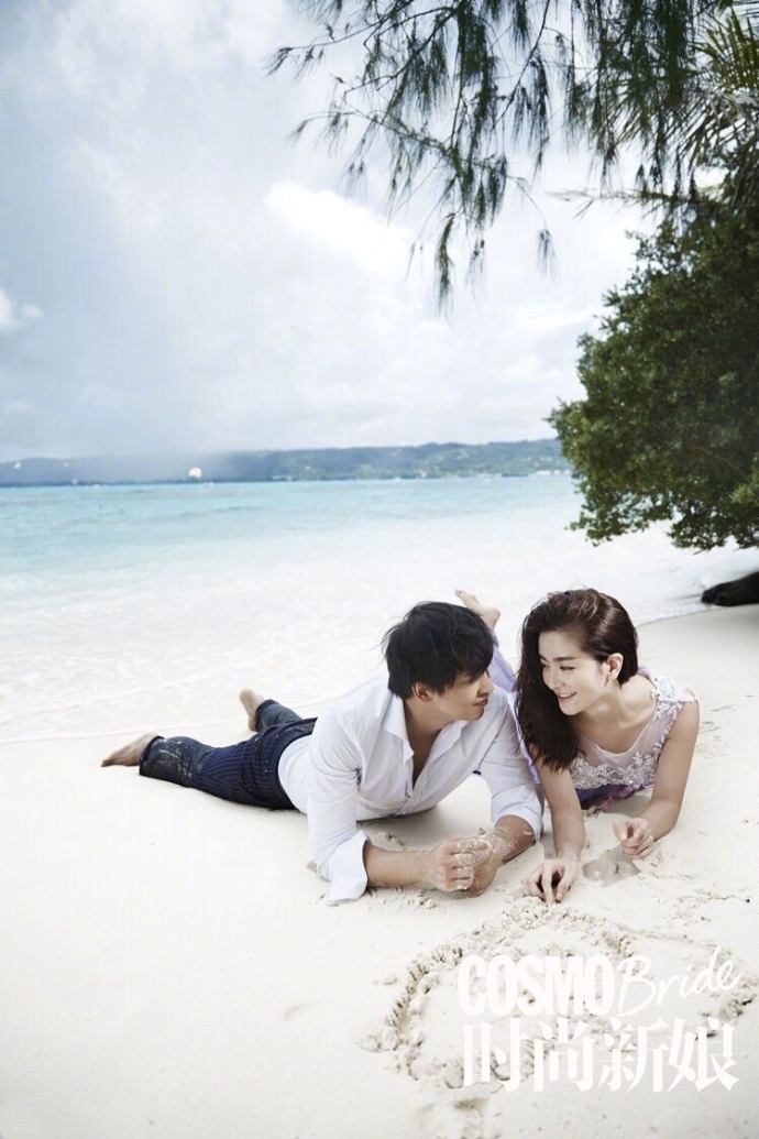 明星夫妻李佳航李晟时尚婚纱大片