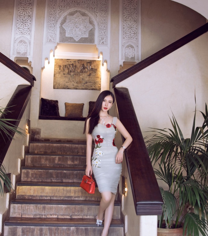 性感美女咪娜的美图