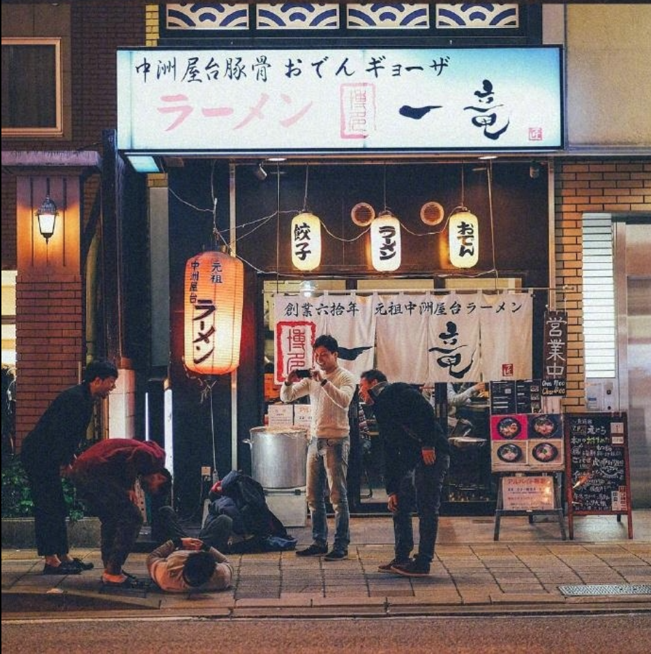 日本街头夜景风景图片