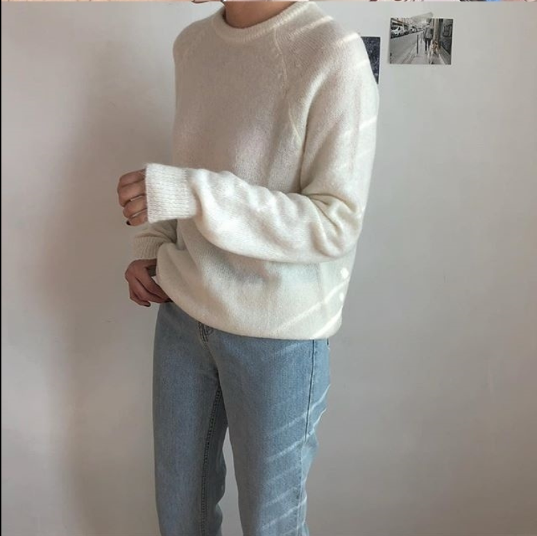 简单舒适的毛衣搭配LOOK内搭外穿都可以穿衣搭配