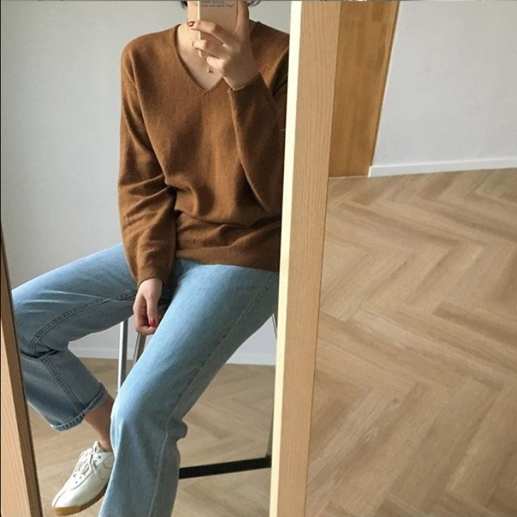 简单舒适的毛衣搭配LOOK内搭外穿都可以穿衣搭配