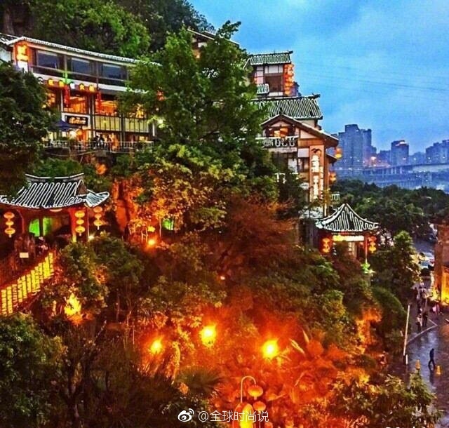 重庆洪崖洞夜景风景图片宛若二次元的城堡