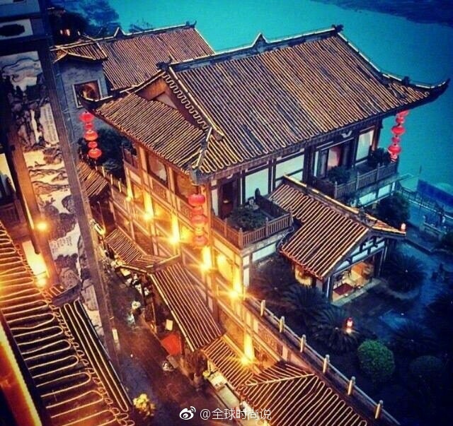 重庆洪崖洞夜景风景图片宛若二次元的城堡