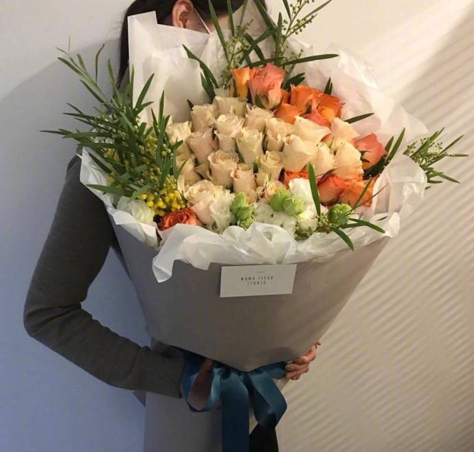 唯美鲜花图片:选一束花迎接美好的一天