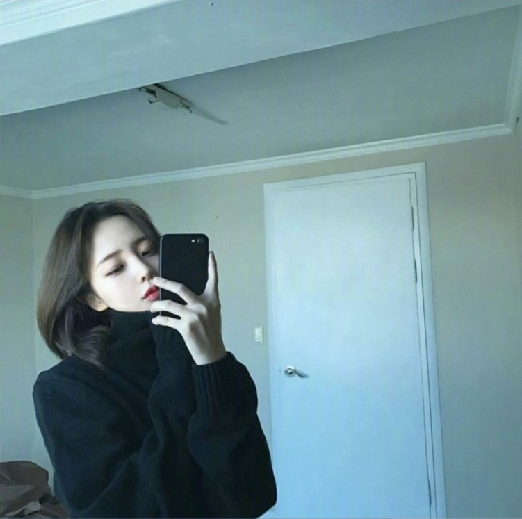 清纯美女值得学习的穿搭和拍照风格