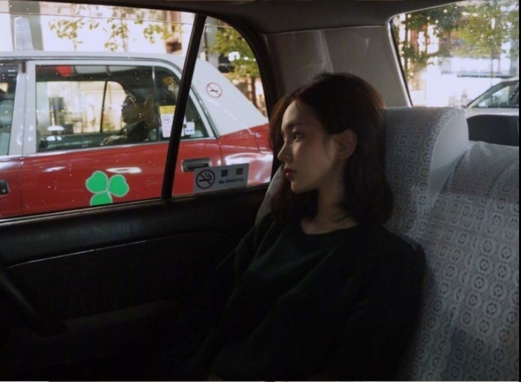 清纯美女值得学习的穿搭和拍照风格