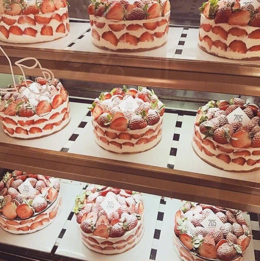 糕点图片_Strawberry Cake草莓蛋糕图片