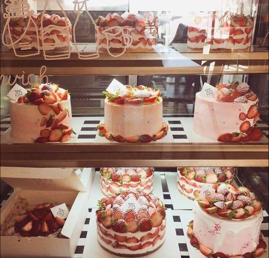 糕点图片_Strawberry Cake草莓蛋糕图片