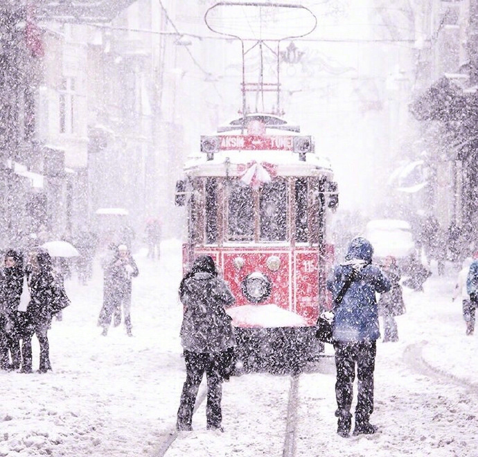 南方孩子羡慕的北方下雪时的雪景图片