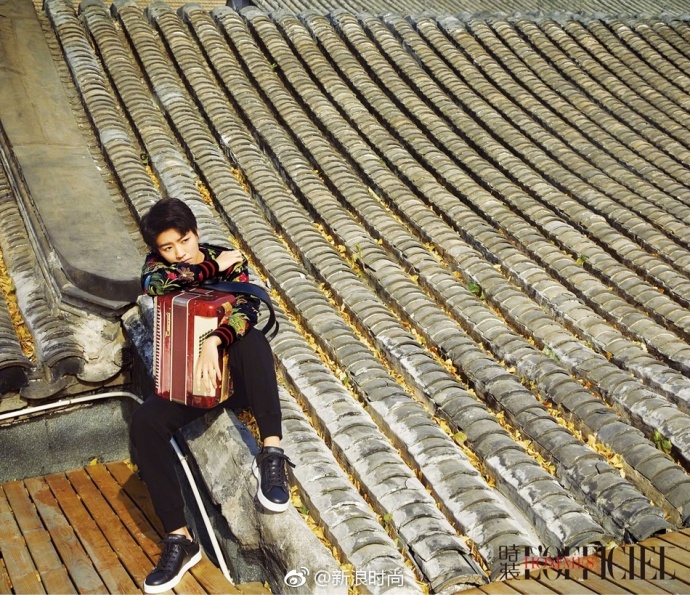 重庆男明星小鲜肉帅哥TFBOYS-王俊凯大片曝光双封