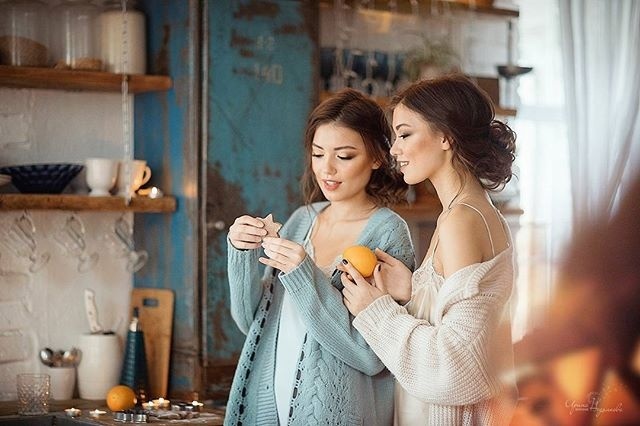 欧美美女闺蜜照私房图片