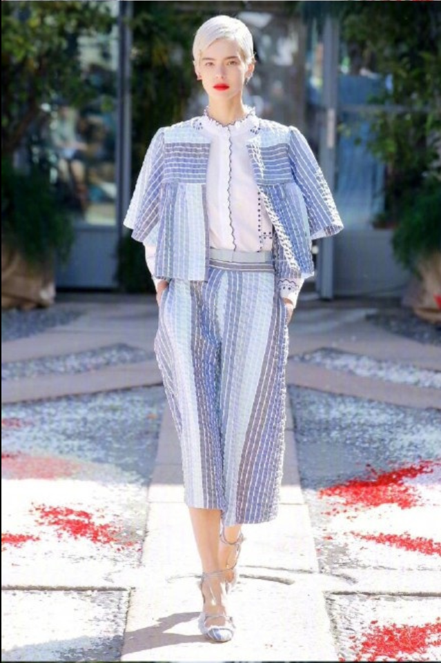 欧美美女模特演绎Luisa Beccaria Spring 2018阳光中的美