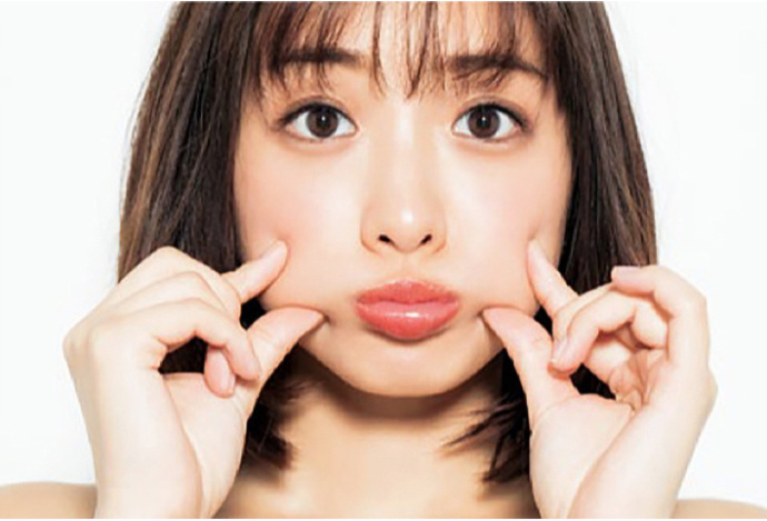 日本美女石原里美九连拍十元小妖精的笑颜太可