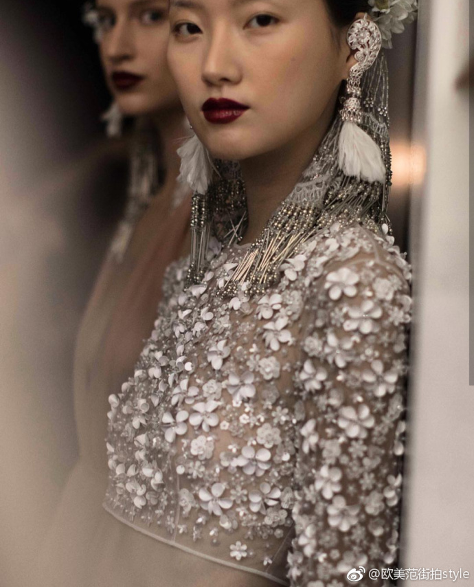 NaeemKhan不食人间烟火的高雅婚纱图片