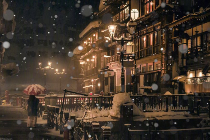 摄影师naagaoshi拍摄的一组日本冬季的雪景有点浪
