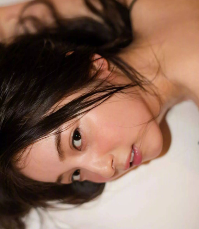 日本美女明星佐佐木希图片