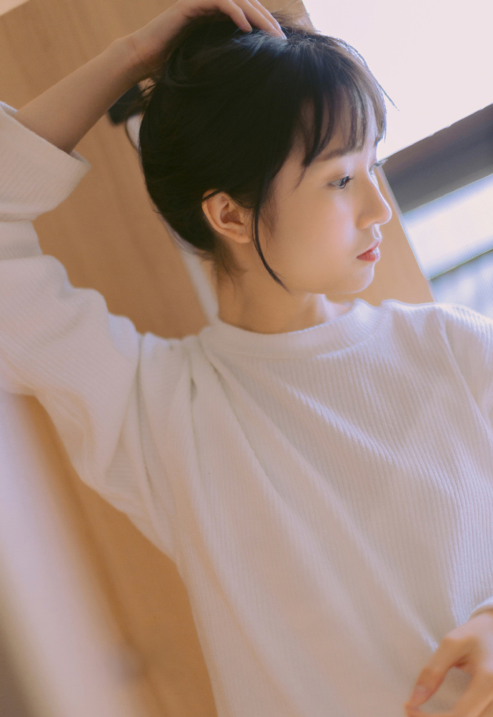 性感少妇美女修长美腿性感撩人福利图片