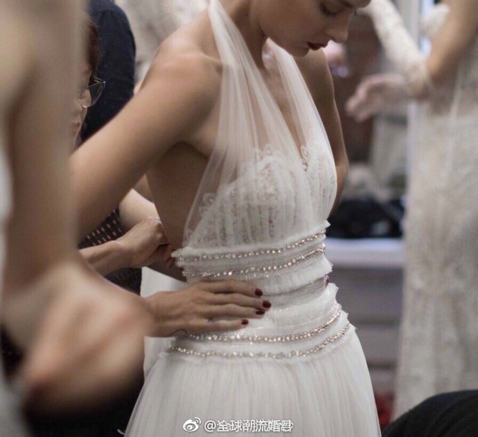 Naeem Khan 2018秋冬婚纱系列让人迷醉的异域新娘图