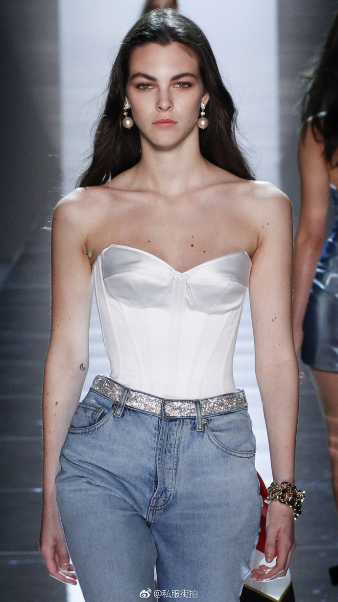 欧美时尚品牌Alexandre Vauthier2017春夏高定图片
