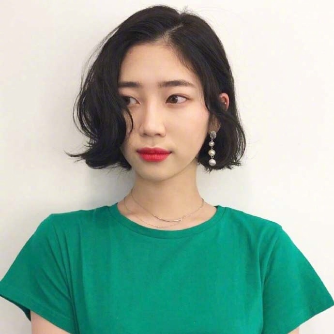 一波短发合集直发卷发都有的短发美女自拍合集