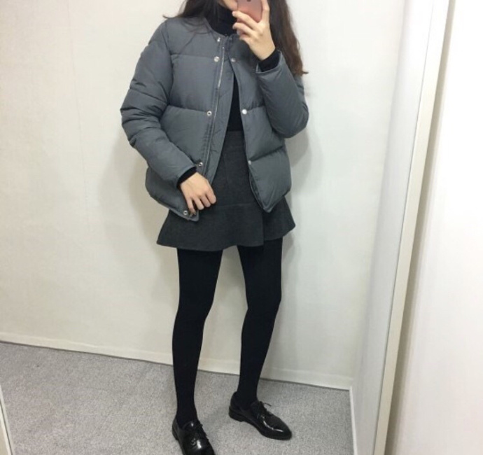 学院风时尚美女穿衣搭配示范