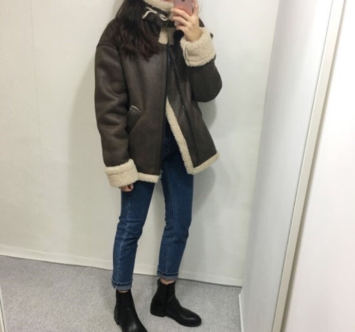 学院风时尚美女穿衣搭配示范