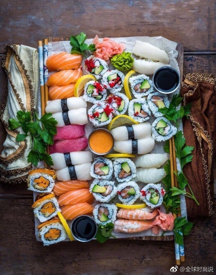 日式料理图片_寿司大餐图片